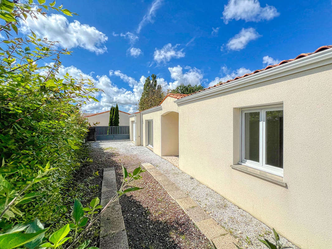 Maison à SAINT-SULPICE-DE-ROYAN