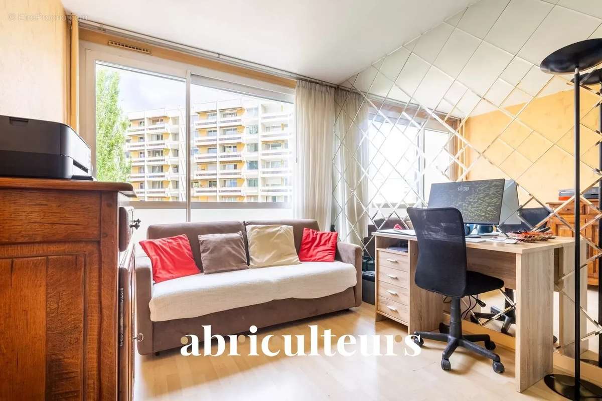 Appartement à MAISONS-ALFORT