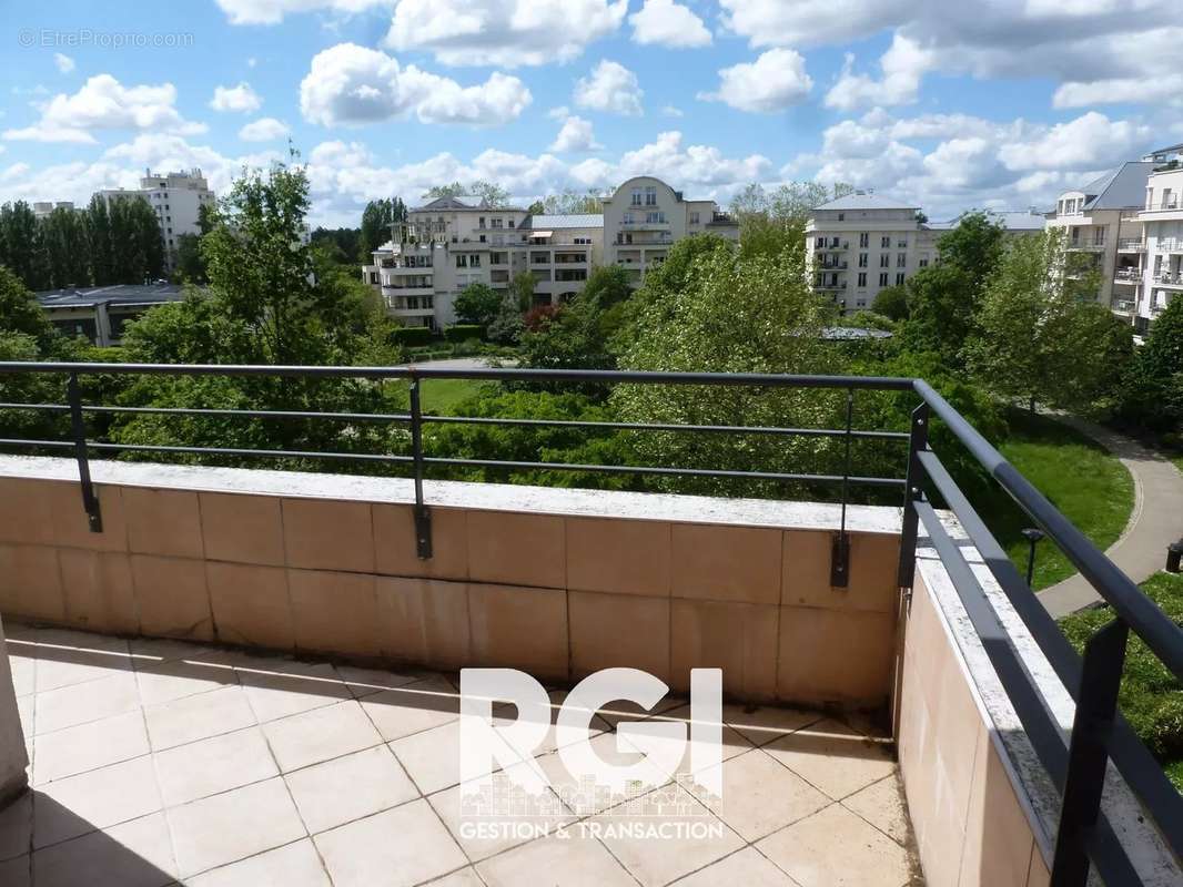 Appartement à MONTIGNY-LE-BRETONNEUX