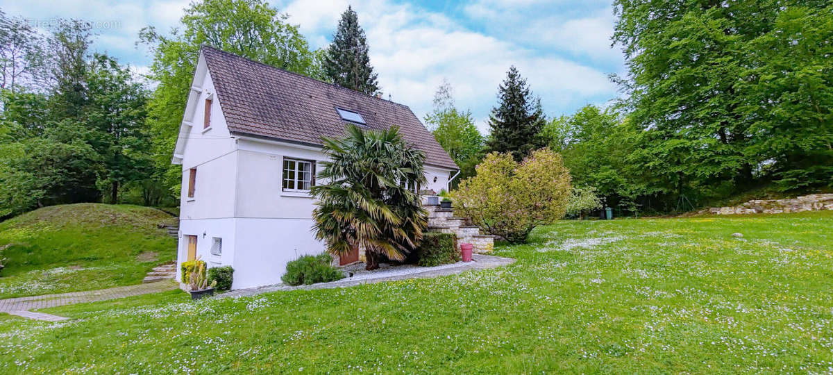 Maison à NANTEUIL-LE-HAUDOUIN