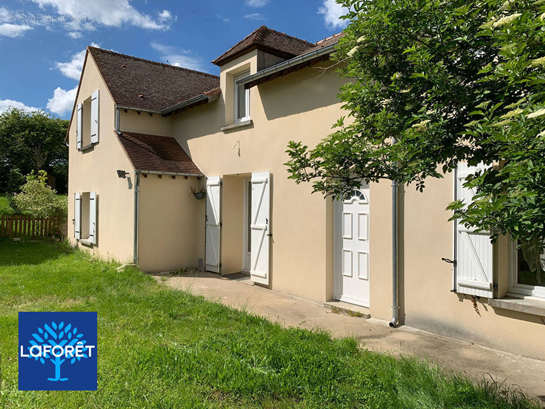 Maison à MALESHERBES