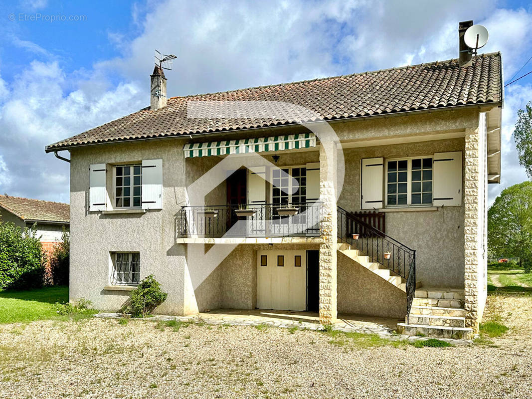 Maison à SAINT-MEDARD-DE-MUSSIDAN