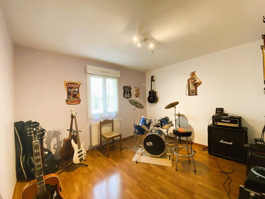 Chambre - Maison à BEAUNE