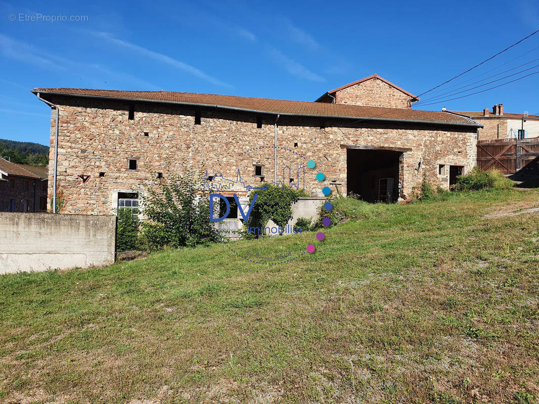 Maison à SAINT-JUST-D&#039;AVRAY