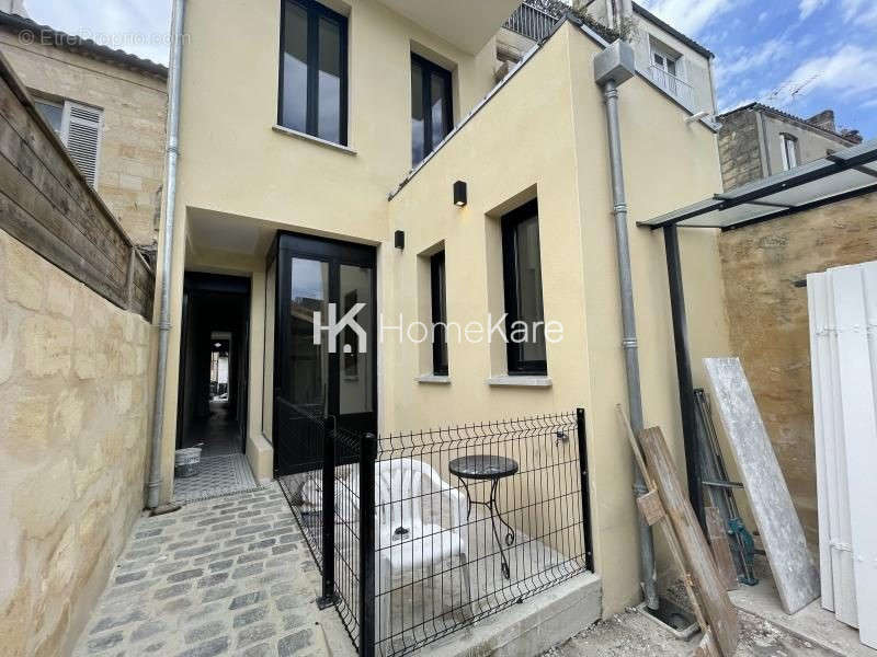 Appartement à BORDEAUX