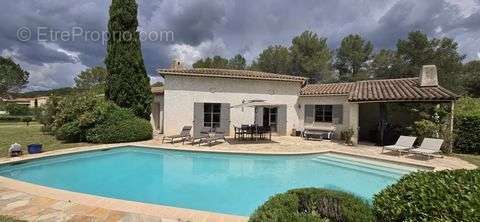 Maison à PUGET-SUR-ARGENS