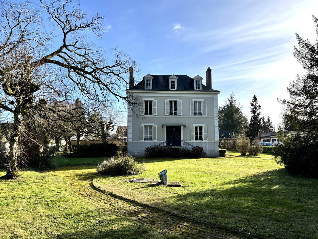 Maison à NOGENT-SUR-VERNISSON