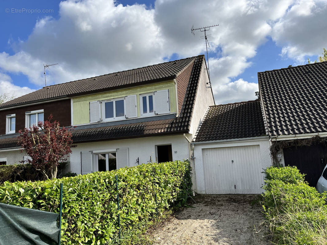 Maison à CHALETTE-SUR-LOING