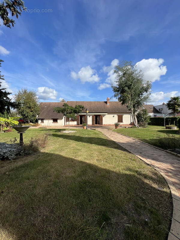 Maison à SAINT-PERE-SUR-LOIRE