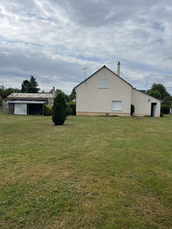 Maison à SAINT-PERE-SUR-LOIRE