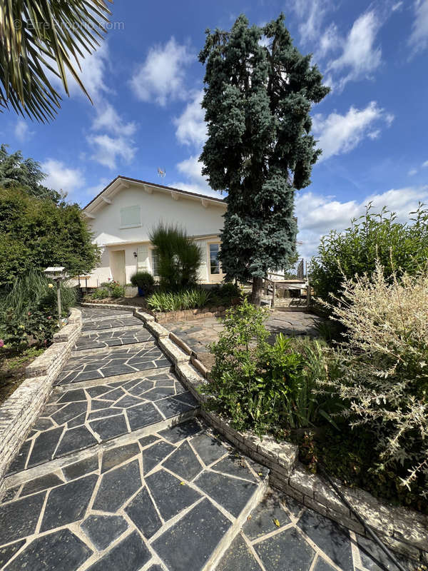 Maison à SAINT-BENOIT-SUR-LOIRE