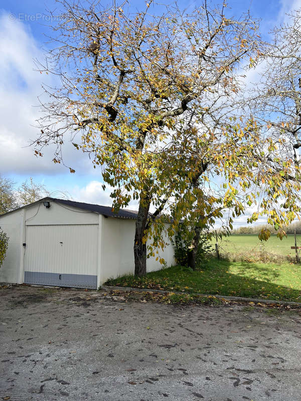 Maison à SAINT-BENOIT-SUR-LOIRE