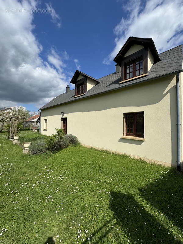 Maison à SAINT-PERE-SUR-LOIRE