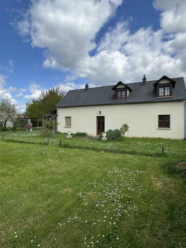 Maison à SAINT-PERE-SUR-LOIRE