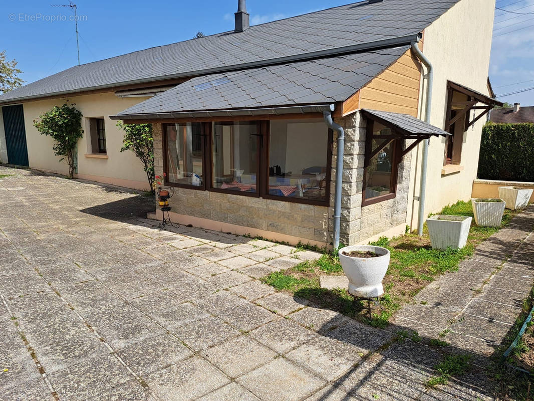 Maison à SAINT-PERE-SUR-LOIRE