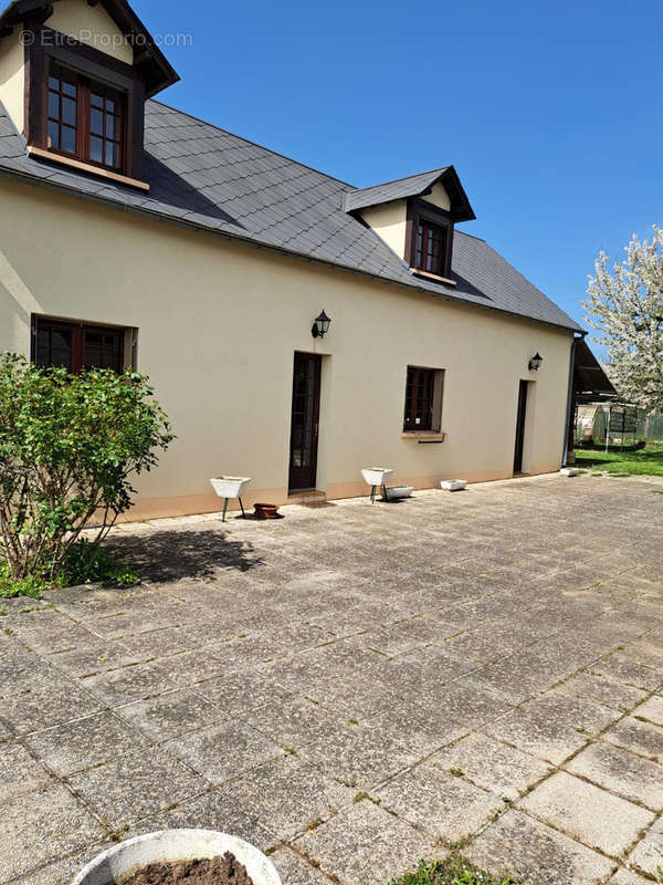 Maison à SAINT-PERE-SUR-LOIRE