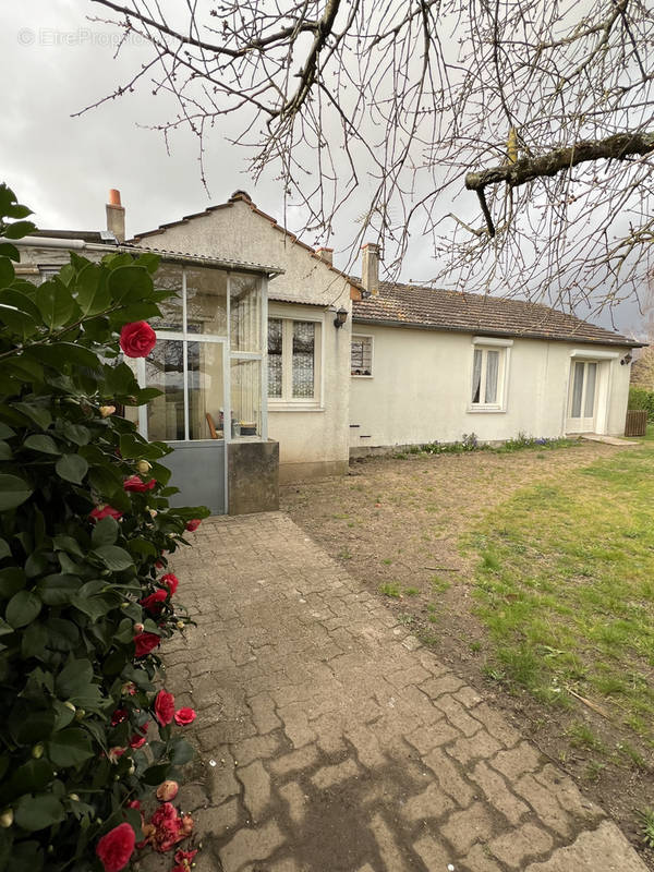 Maison à SAINT-BENOIT-SUR-LOIRE