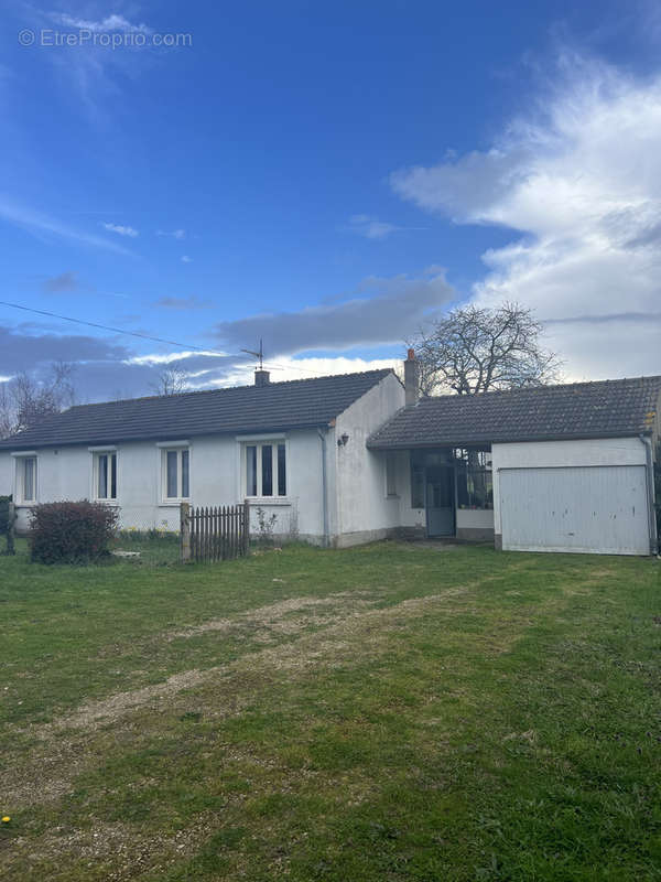 Maison à SAINT-BENOIT-SUR-LOIRE