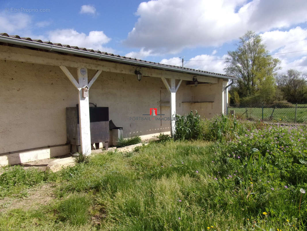 Maison à BOURG