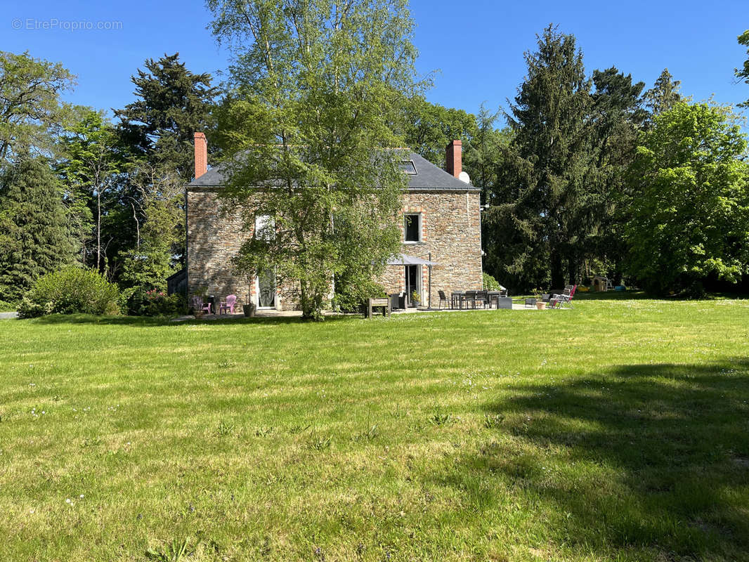 Maison à QUILLY