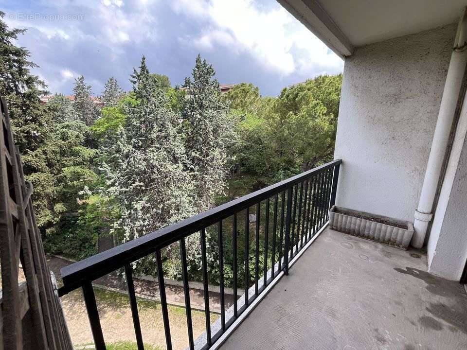 Appartement à MARSEILLE-13E