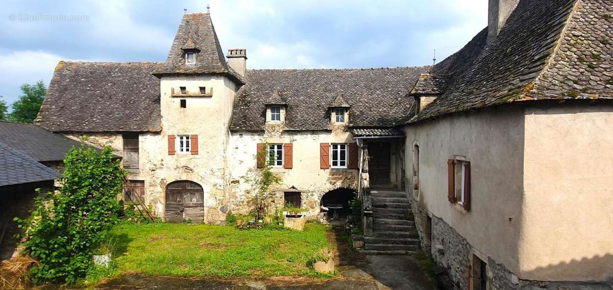 Maison à MALEVILLE