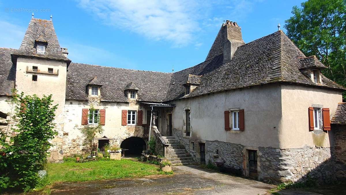 Maison à MALEVILLE