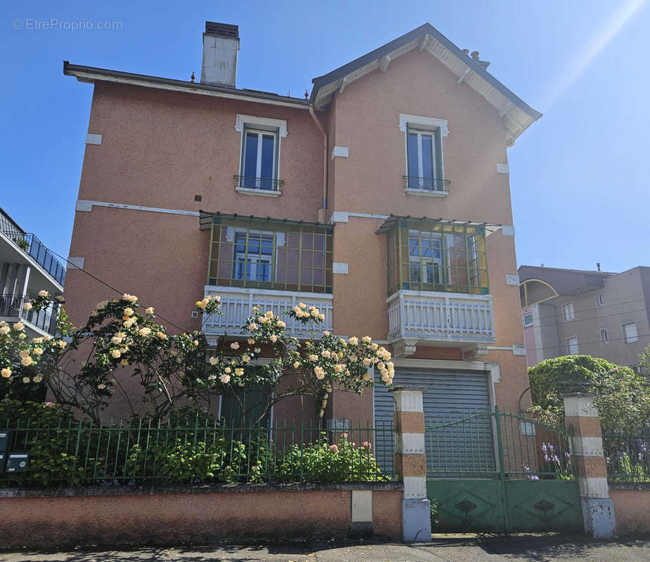 Appartement à AIX-LES-BAINS