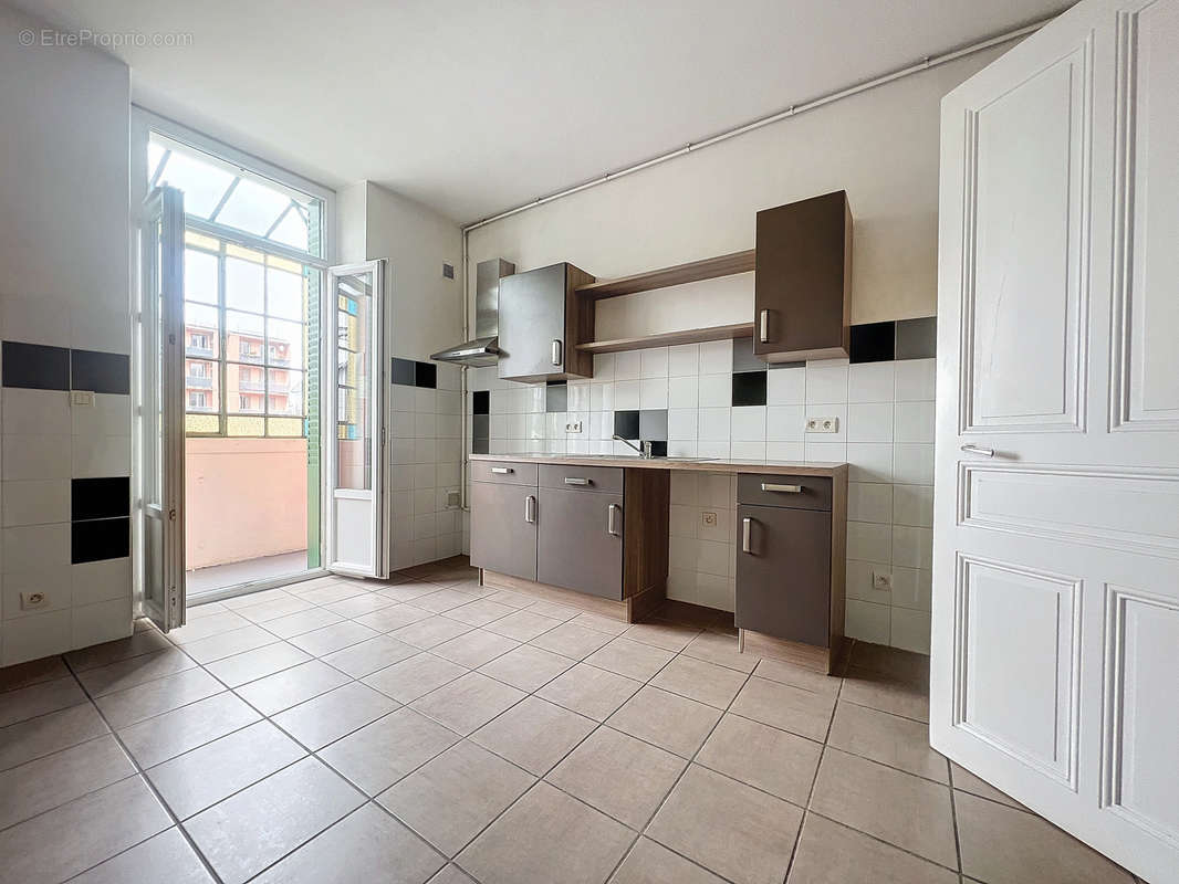 Appartement à AIX-LES-BAINS