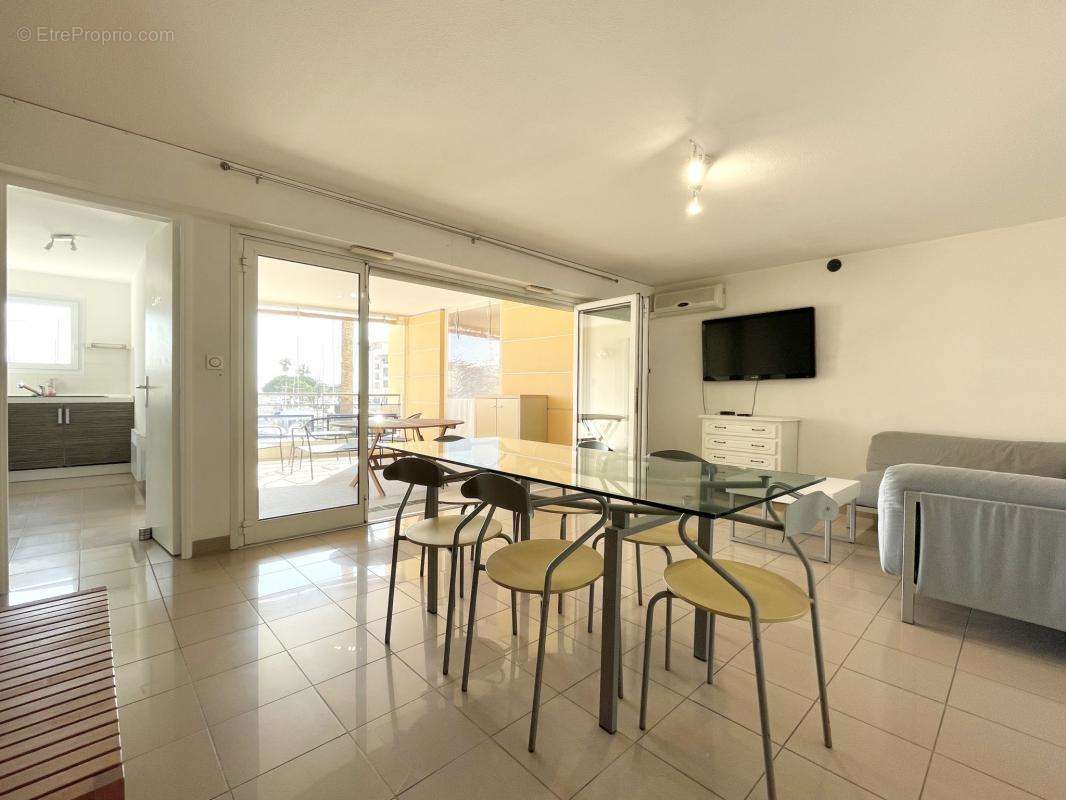 Appartement à FREJUS