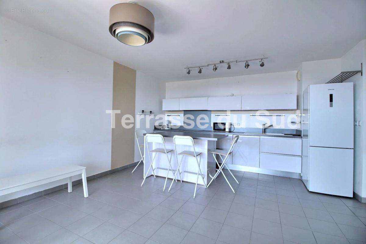 Appartement à MARSEILLE-15E