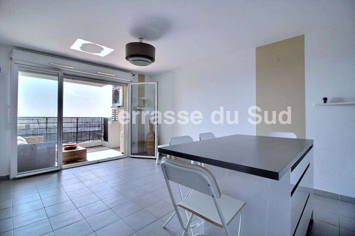 Appartement à MARSEILLE-15E