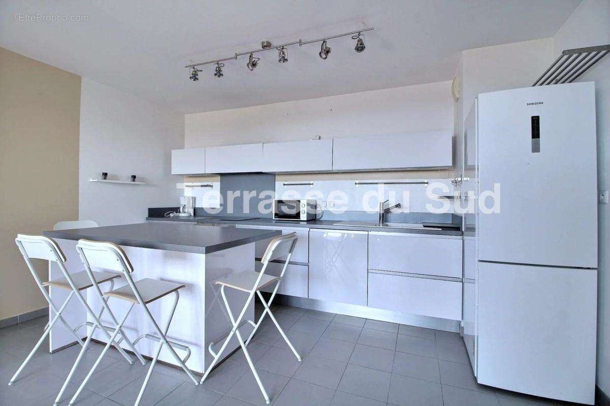 Appartement à MARSEILLE-15E