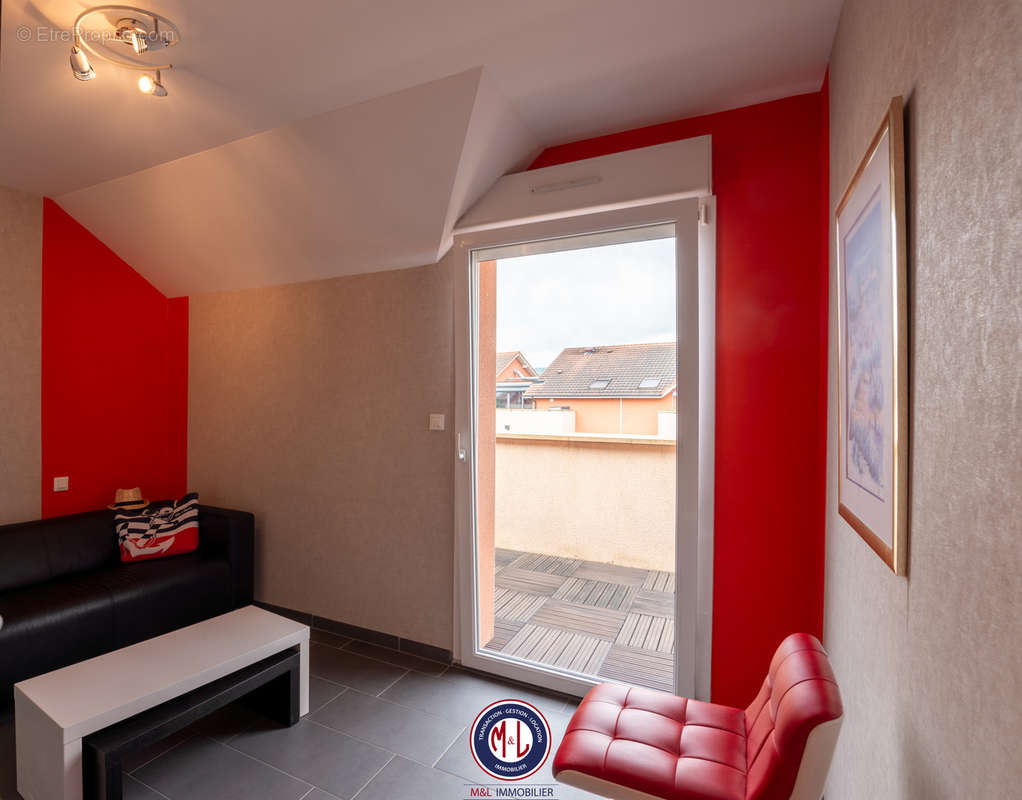 Appartement à AMNEVILLE