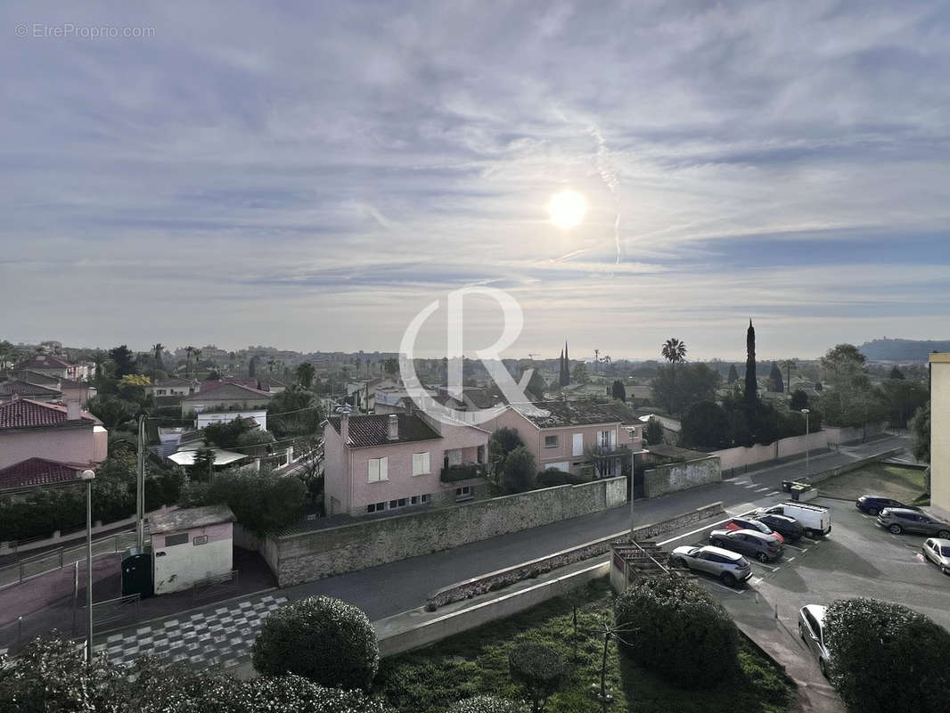 Appartement à HYERES