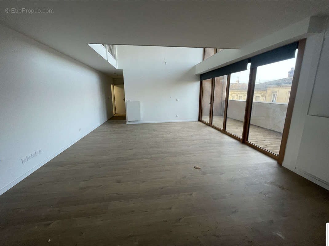 Appartement à BORDEAUX