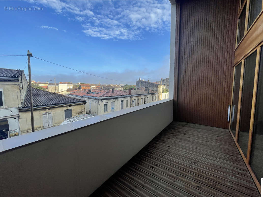 Appartement à BORDEAUX