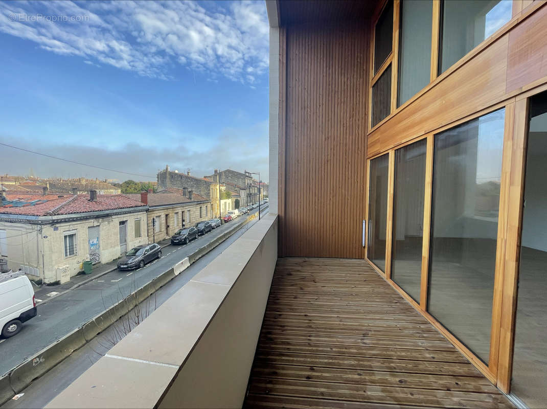 Appartement à BORDEAUX