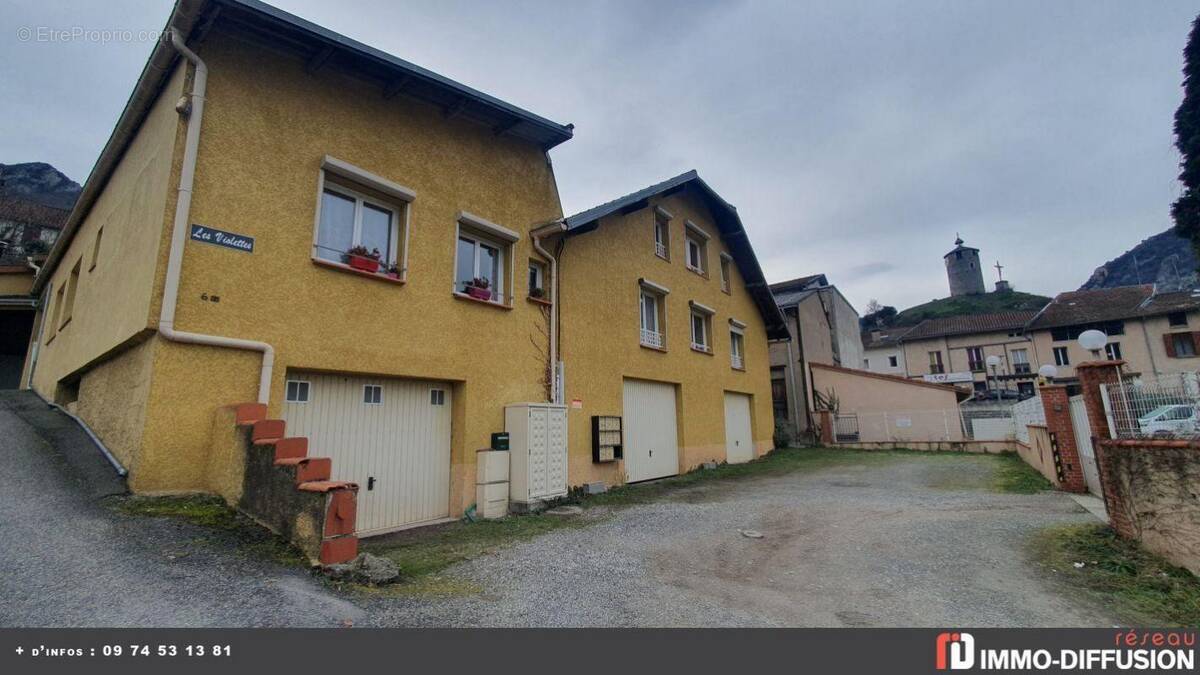 Appartement à TARASCON-SUR-ARIEGE