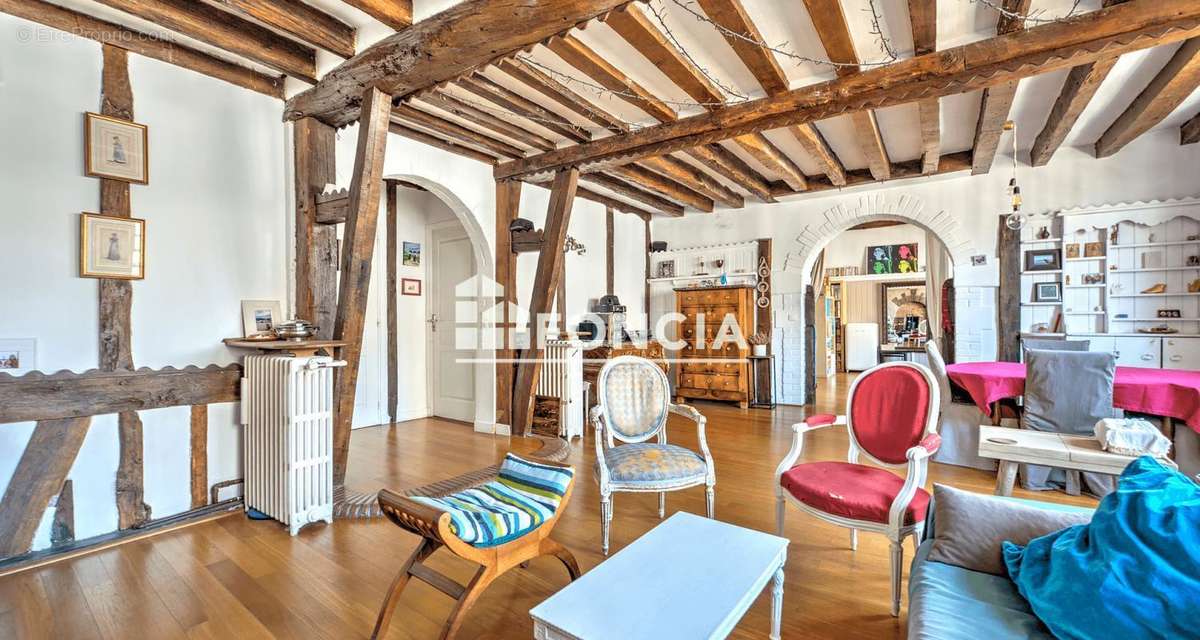 Appartement à VERSAILLES