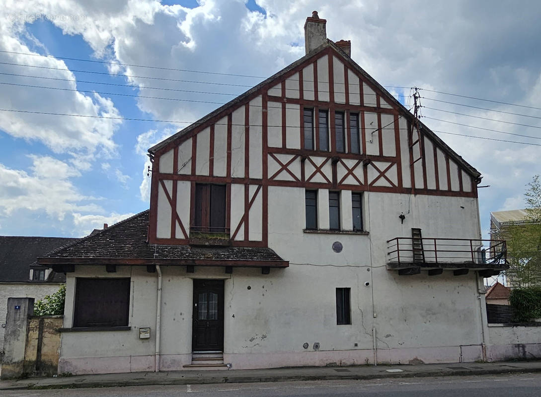 Maison à CLAMECY