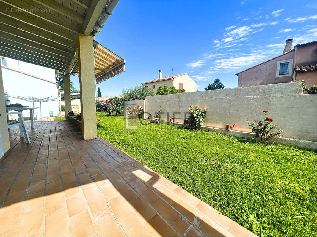 Maison à NIMES