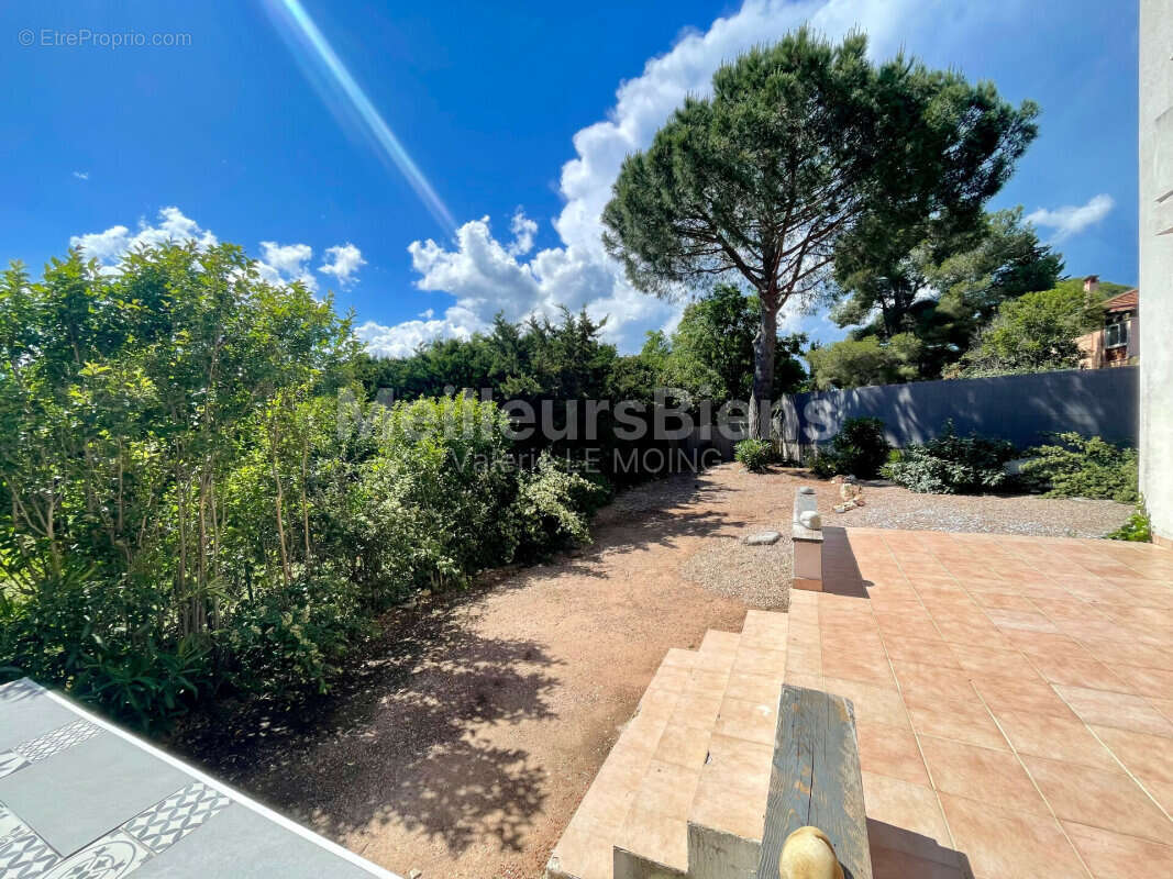 Appartement à SAINT-RAPHAEL