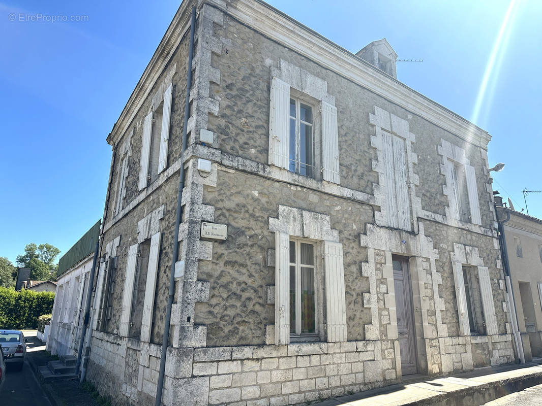 Maison à MIRAMONT-DE-GUYENNE