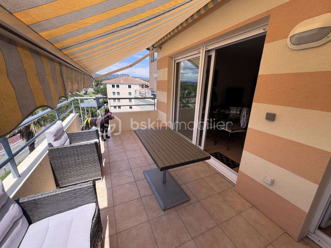 Appartement à FREJUS