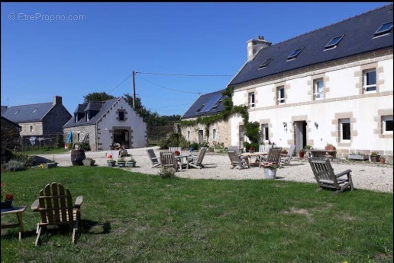 Maison à CLEDEN-CAP-SIZUN