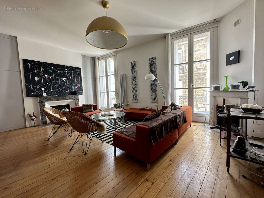 Appartement à BORDEAUX