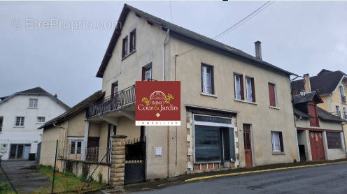 Appartement à ARNAC-POMPADOUR