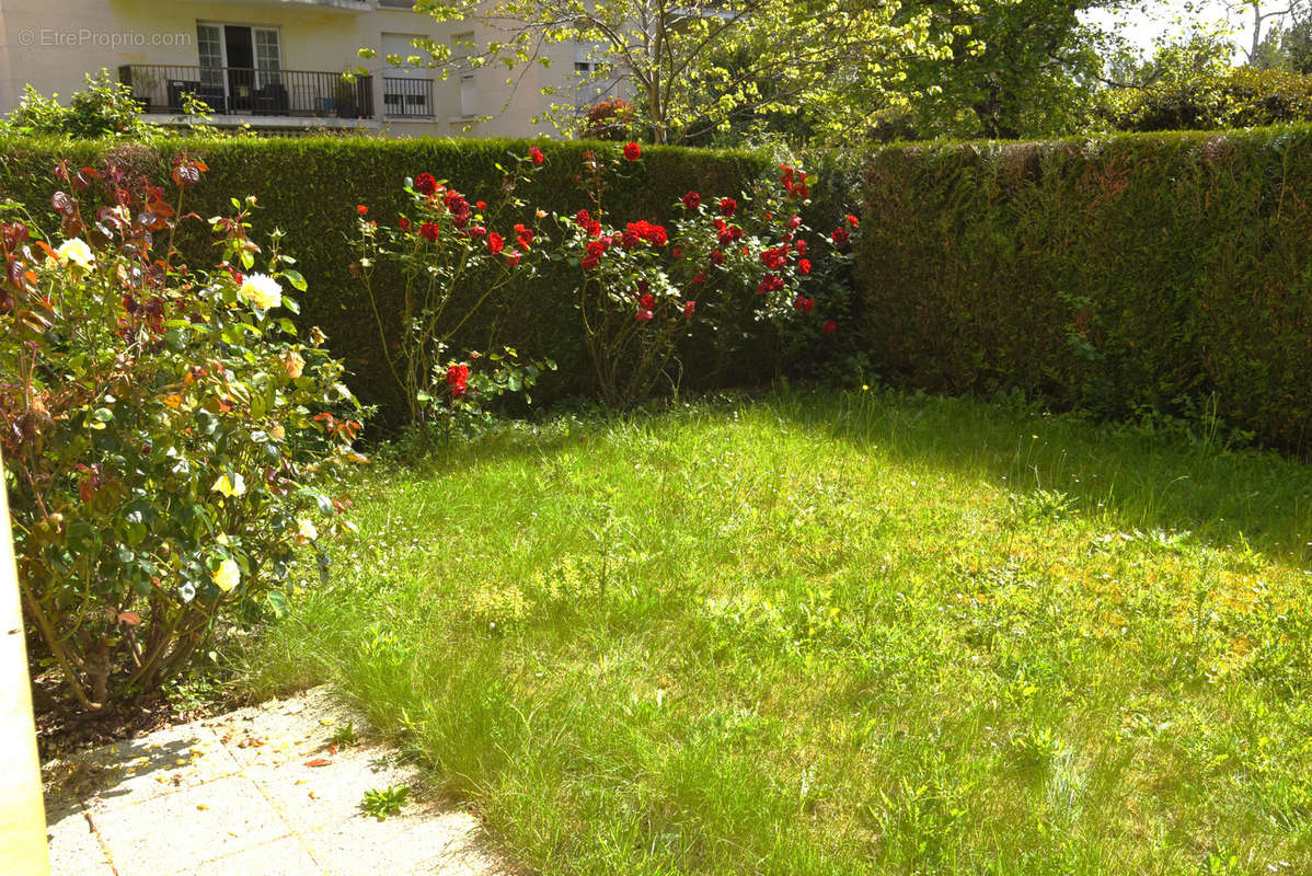 Appartement à LE PLESSIS-ROBINSON