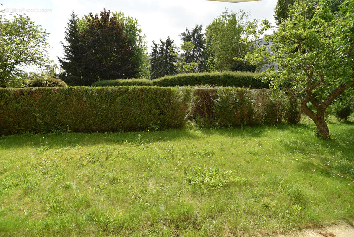 Appartement à LE PLESSIS-ROBINSON